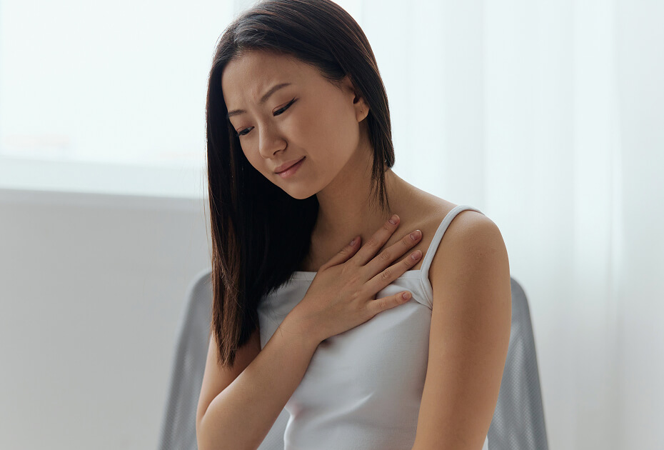 heart-attack-suffering-from-pain-tanned-beautiful-2025-03-11-09-08-15-utc (2)